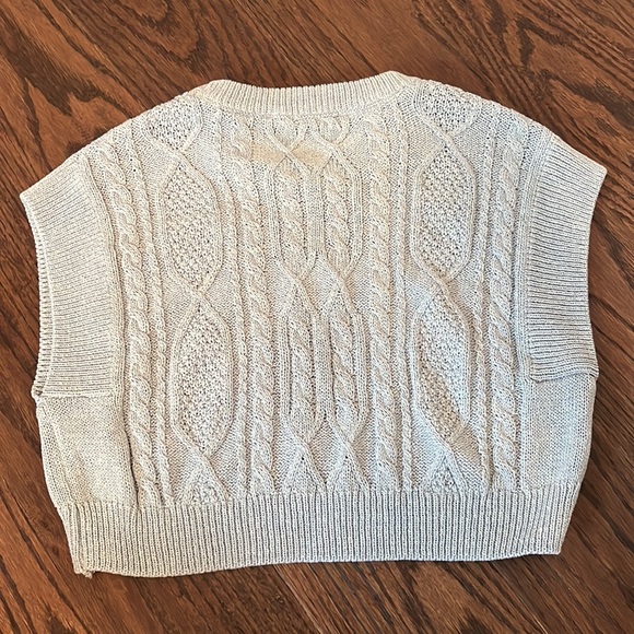 Cropped Light Blue Sweater Vest - Picture 2 of 3